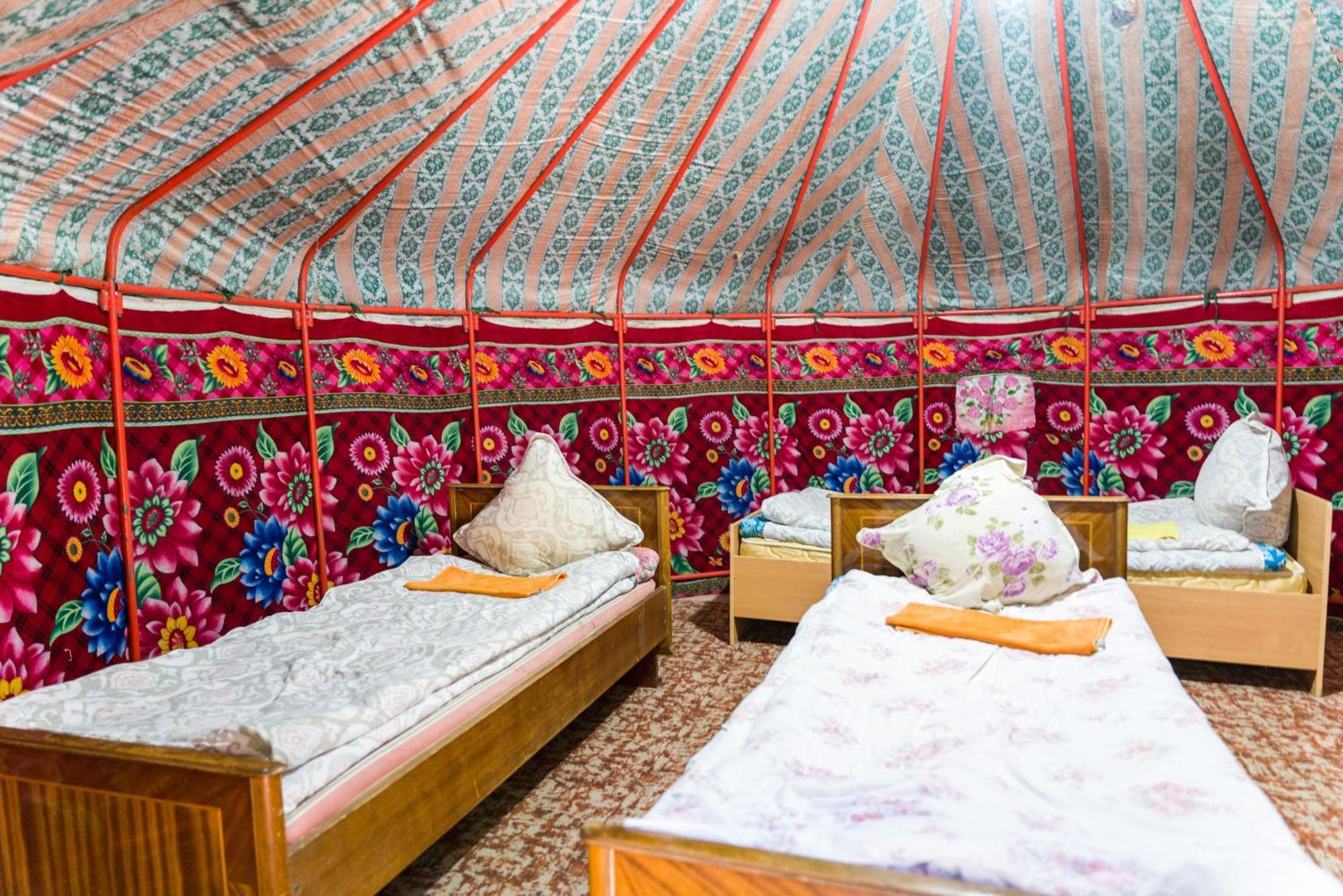 Arista Yurt Camp Karakol Exterior foto